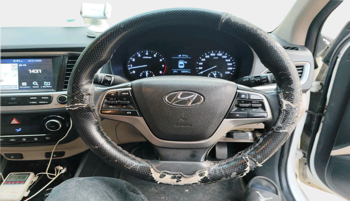 2019 Hyundai Verna 1.6 VTVT SX O, Petrol, Manual, 1,05,785 km, interior