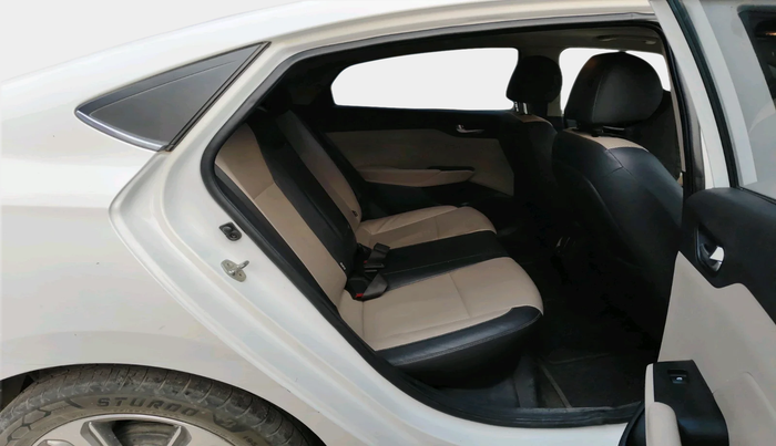 2019 Hyundai Verna 1.6 VTVT SX O, Petrol, Manual, 1,05,785 km, interior