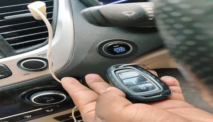 2019 Hyundai Verna 1.6 VTVT SX O, Petrol, Manual, 1,05,785 km, interior