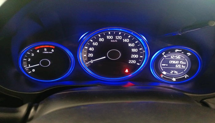 2016 Honda City 1.5L I-DTEC V, Diesel, Manual, 96,815 km, interior