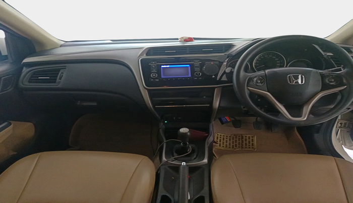 2016 Honda City 1.5L I-DTEC V, Diesel, Manual, 96,815 km, interior