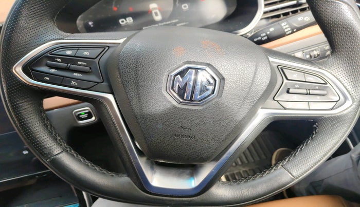 2024 MG HECTOR PLUS SHARP PRO 2.0 TURBO DIESEL 6 STR, Diesel, Manual, 33,694 km, interior