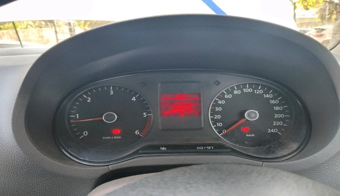 2013 Volkswagen Vento COMFORTLINE DIESEL 1.6, Diesel, Manual, 1,03,269 km, interior