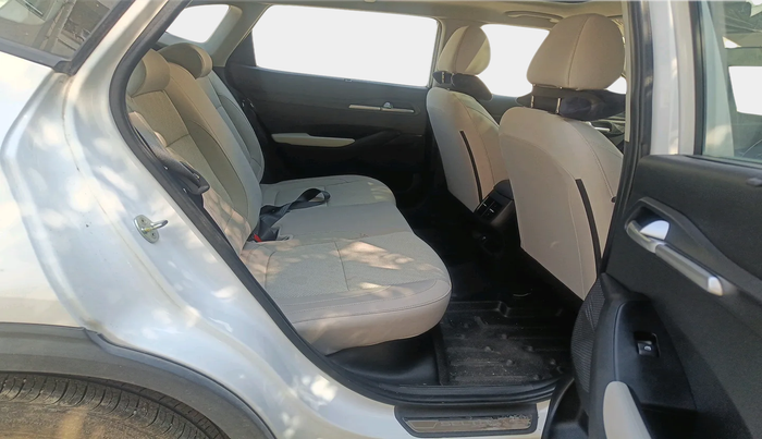 2023 KIA SELTOS HTK PLUS 1.5 IMT, Petrol, Manual, 12,195 km, interior