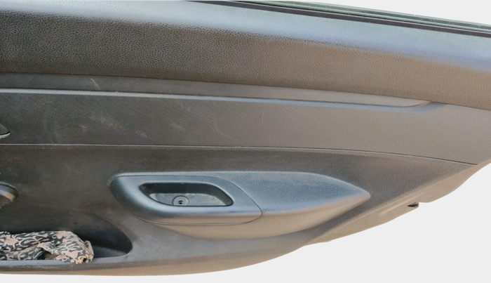 2017 Renault Kwid RXL 1.0, Petrol, Manual, 1,00,104 km, interior