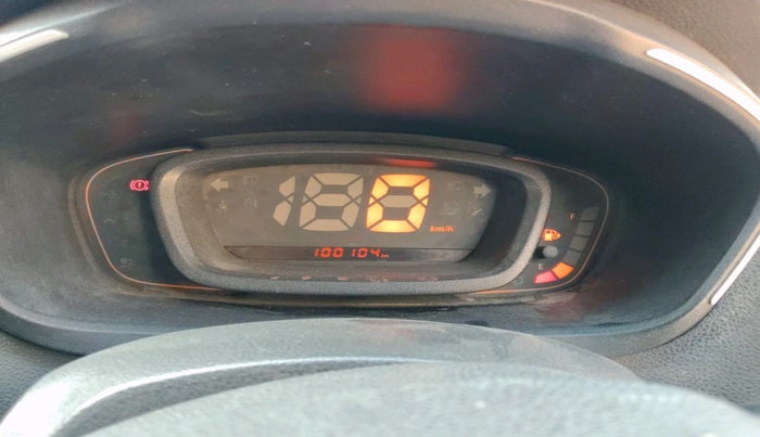 2017 Renault Kwid RXL 1.0, Petrol, Manual, 1,00,104 km, interior