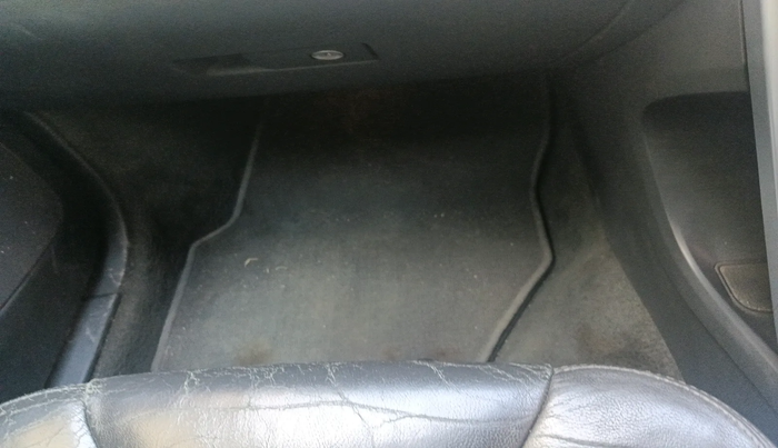 2012 Volvo XC 60 D4 KINETIC, Diesel, Automatic, 1,89,784 km, interior