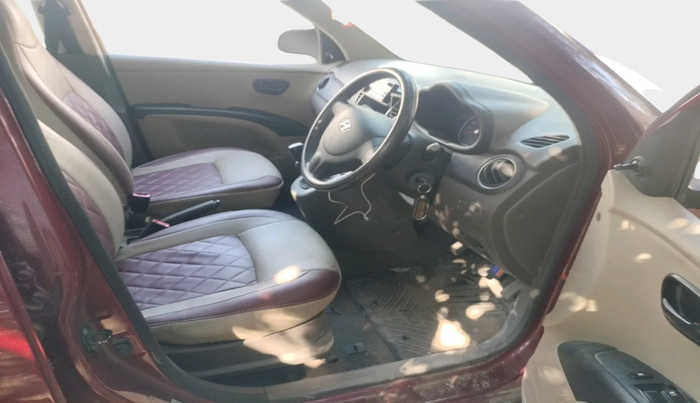 2014 Hyundai i10 MAGNA 1.1, Petrol, Manual, 65,563 km, interior