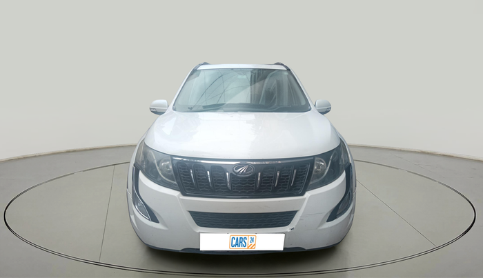 2017 Mahindra XUV500 W10, Diesel, Manual, 3,33,506 km, exterior