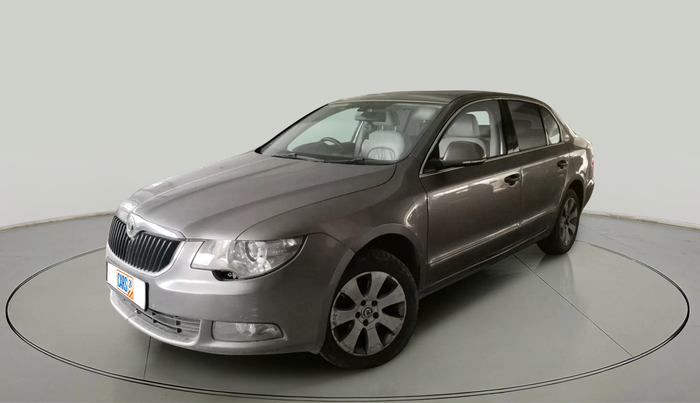 2011 Skoda Superb ELEGANCE 2.0 TDI CR AT, Diesel, Automatic, 1,57,720 km, exterior