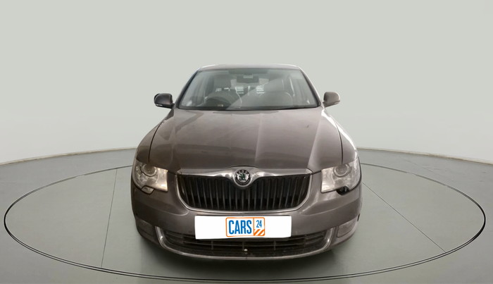 2011 Skoda Superb ELEGANCE 2.0 TDI CR AT, Diesel, Automatic, 1,57,720 km, exterior