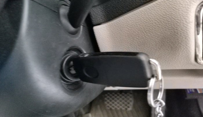 2011 Skoda Superb ELEGANCE 2.0 TDI CR AT, Diesel, Automatic, 1,57,720 km, interior