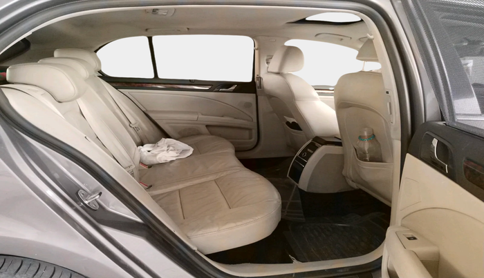 2011 Skoda Superb ELEGANCE 2.0 TDI CR AT, Diesel, Automatic, 1,57,720 km, interior