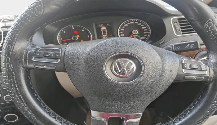 2012 Volkswagen Jetta HIGHLINE TDI AT, Diesel, Automatic, 1,89,341 km, interior