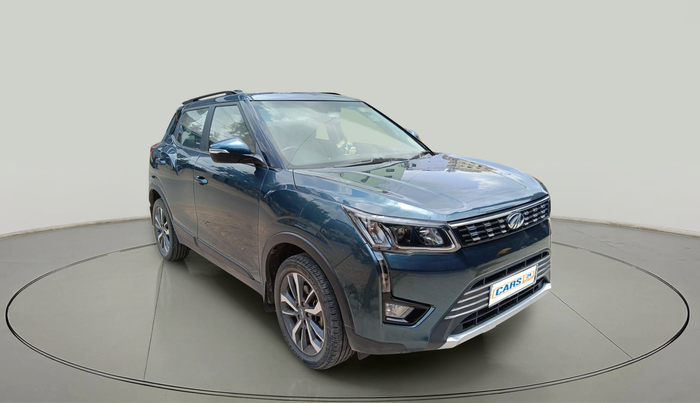 2021 Mahindra XUV300 W8 (O) 1.2 PETROL AMT, Petrol, Automatic, 43,701 km, exterior