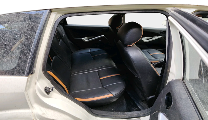 2012 Ford Figo TITANIUM 1.4 DIESEL, Diesel, Manual, 1,56,811 km, interior