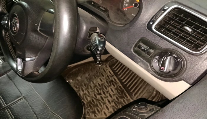 2013 Volkswagen Polo HIGHLINE DIESEL, Diesel, Manual, 78,352 km, interior