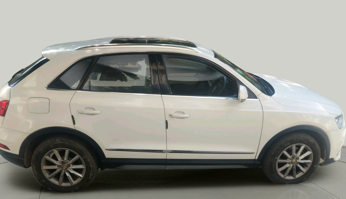 2015 Audi Q3 35 TDI Quattro, Diesel, Automatic, 27,987 km, exterior