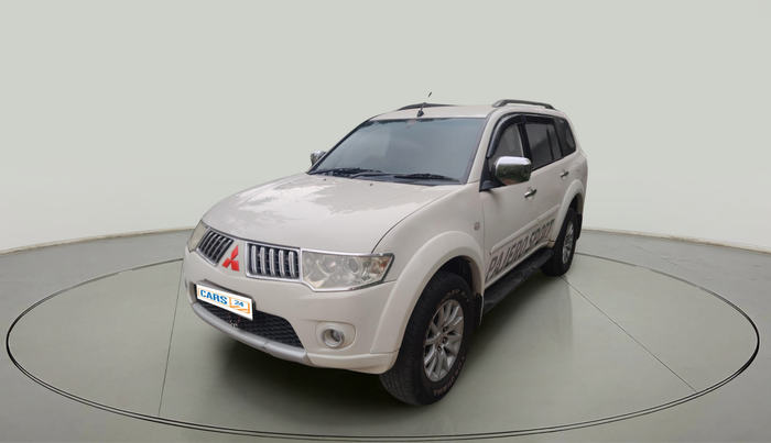 2013 Mitsubishi Pajero Sport 2.5 MT 4X4, Diesel, Manual, 1,47,582 km, exterior