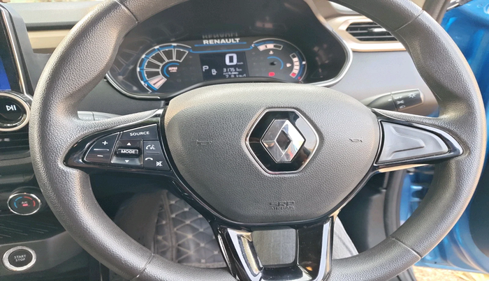 2022 Renault Kiger RXT (O) AMT DUAL TONE, Petrol, Automatic, 31,751 km, interior