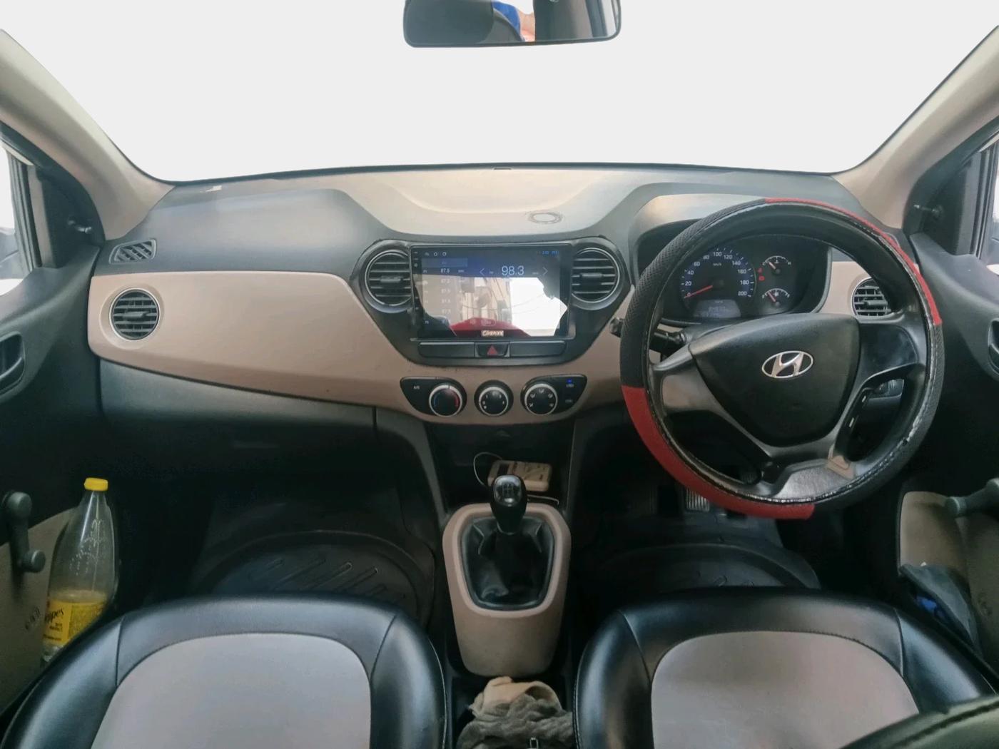 2018 Hyundai XCENT PRIME T  VTVT CNG, CNG, Manual, 1,03,144 km, interior