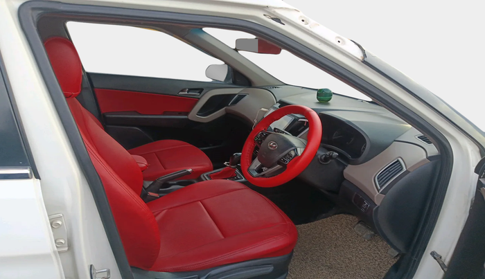 2015 Hyundai Creta SX PLUS AT 1.6 DIESEL, Diesel, Automatic, 1,27,035 km, interior