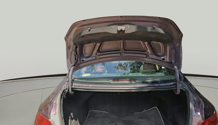 2012 Hyundai Verna FLUIDIC 1.6 CRDI SX, Diesel, Manual, 81,856 km, exterior