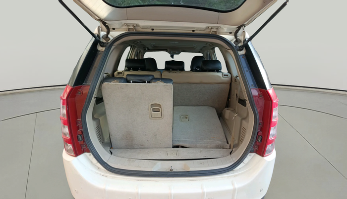 2016 Mahindra XUV500 W10 1.99, Diesel, Manual, 73,188 km, exterior