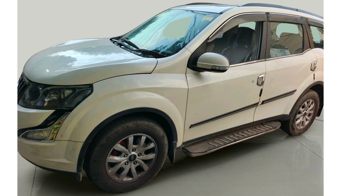 2016 Mahindra XUV500 W10 1.99, Diesel, Manual, 73,188 km, exterior