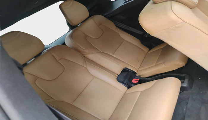 2016 Volvo XC 90 D5 Inscription, Diesel, Automatic, 2,01,344 km, interior