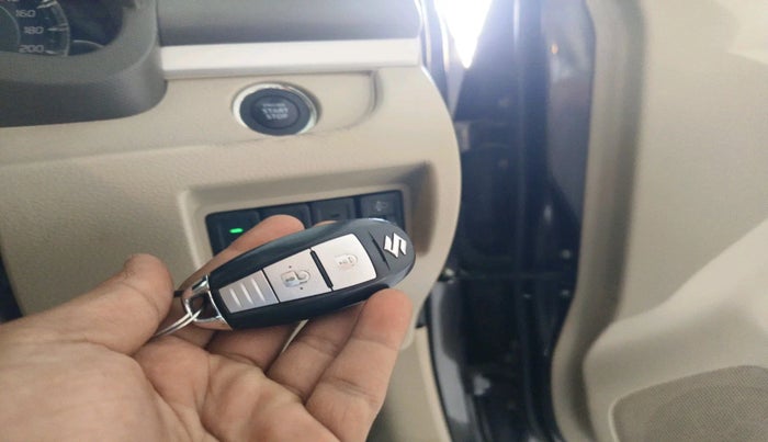 2015 Maruti Ertiga ZDI + SHVS, Diesel, Manual, 1,00,817 km, interior