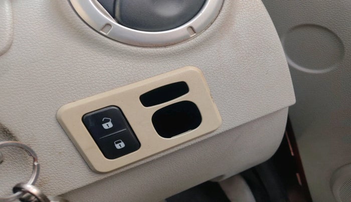 2012 Mahindra Verito 1.5 D6, Diesel, Manual, 1,39,055 km, interior