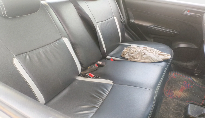 2017 Maruti Swift VXI O, Petrol, Manual, 2,25,971 km, interior