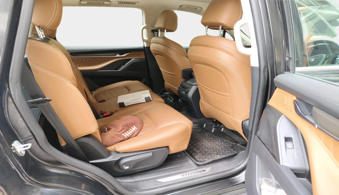 2021 MG GLOSTER SAVVY 7 STR 2.0 TWIN TURBO 4WD, Diesel, Automatic, 17,701 km, interior