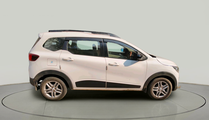 2022 Renault TRIBER RXZ, Petrol, Manual, 1,16,301 km, exterior