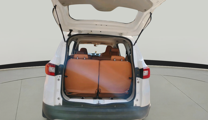 2022 Renault TRIBER RXZ, Petrol, Manual, 1,16,301 km, exterior