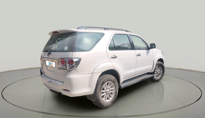 2014 Toyota Fortuner 3.0 4X2 MT, Diesel, Manual, 2,99,774 km, exterior