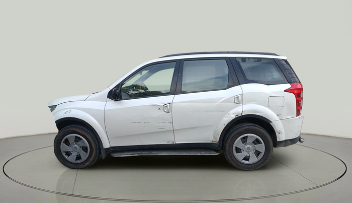 2015 Mahindra XUV500 W6, Diesel, Manual, 72,710 km, exterior