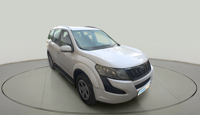 2015 Mahindra XUV500 W6, Diesel, Manual, 72,710 km, exterior