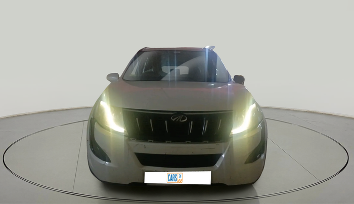 2015 Mahindra XUV500 W6, Diesel, Manual, 72,710 km, exterior