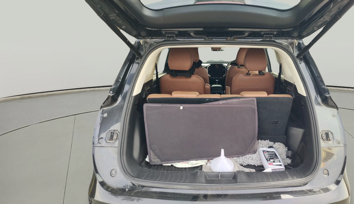 2020 MG HECTOR PLUS SHARP 2.0 DIESEL TURBO MT 6-STR, Diesel, Manual, 1,13,814 km, exterior