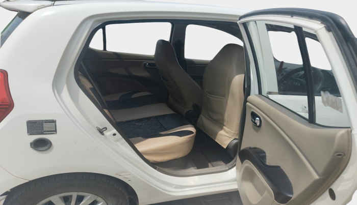 2014 Hyundai i10 SPORTZ 1.1 LPG, Petrol, Manual, 1,02,766 km, interior