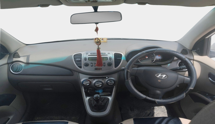 2014 Hyundai i10 SPORTZ 1.1 LPG, Petrol, Manual, 1,02,766 km, interior