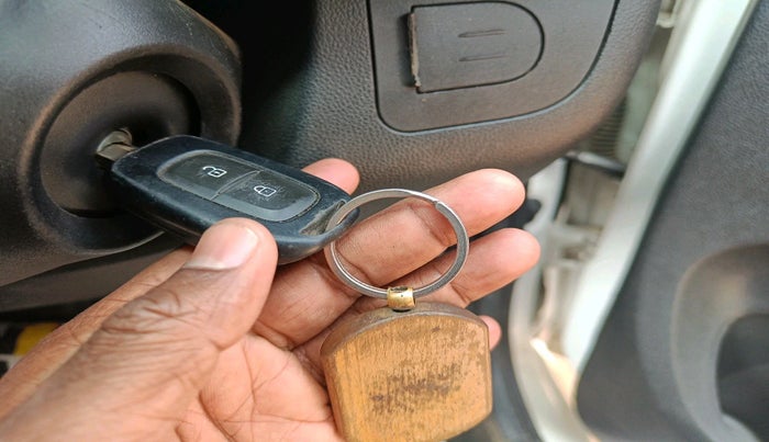 2021 Renault Kwid CLIMBER 1.0 AMT (O), Petrol, Automatic, 49,439 km, interior