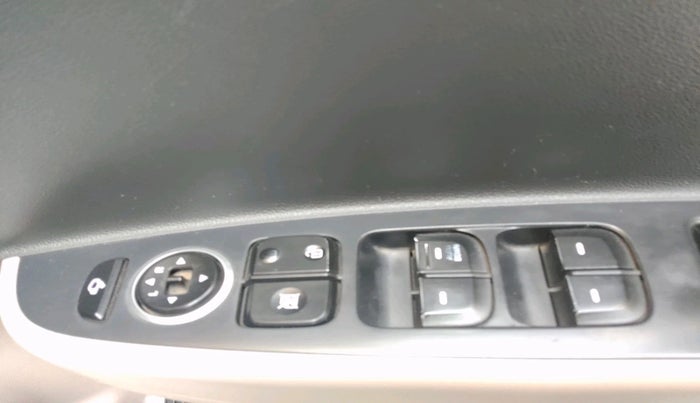 2016 Hyundai Grand i10 SPORTZ 1.2 KAPPA VTVT, Petrol, Manual, 77,718 km, interior