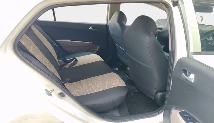 2016 Hyundai Grand i10 SPORTZ 1.2 KAPPA VTVT, Petrol, Manual, 77,718 km, interior