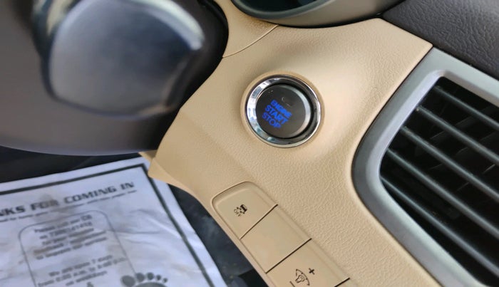 2014 Hyundai New Elantra 1.8 SX MT VTVT, Petrol, Manual, 74,860 km, interior