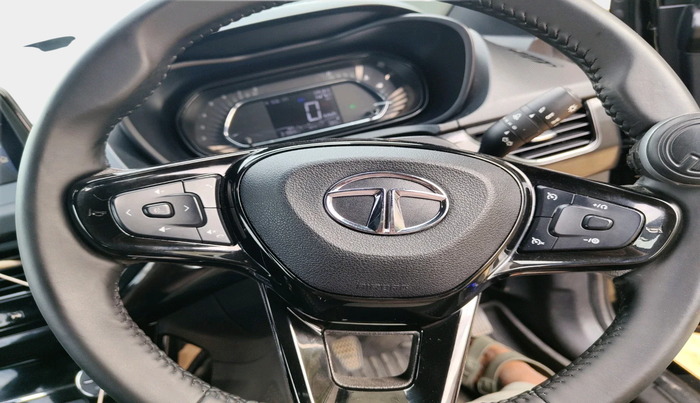 2022 Tata NEXON XZ PLUS (PREMIUM) DIESEL, Diesel, Manual, 31,988 km, interior