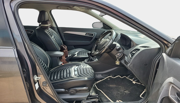 2017 Maruti Vitara Brezza ZDI, Diesel, Manual, 79,141 km, interior