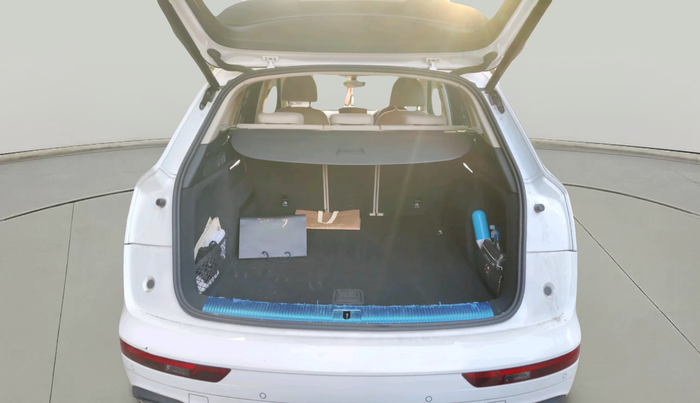 2022 Audi Q5 Technology 45 TFSI, Petrol, Automatic, 38,290 km, exterior